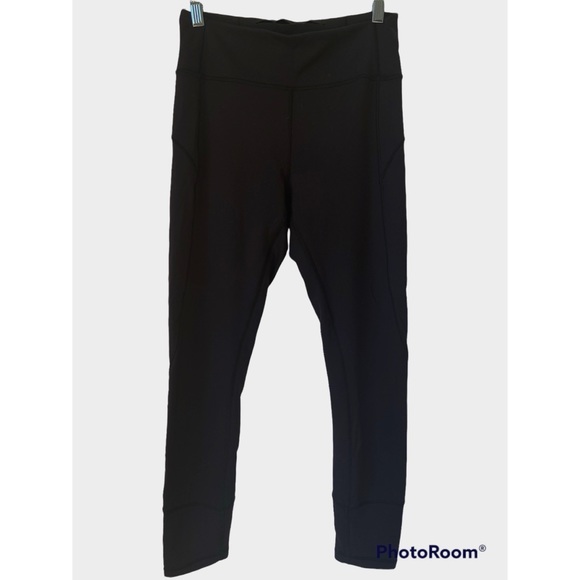 lululemon athletica Pants - Lululemon In Movement 7/8 Tight *Everlux 25"